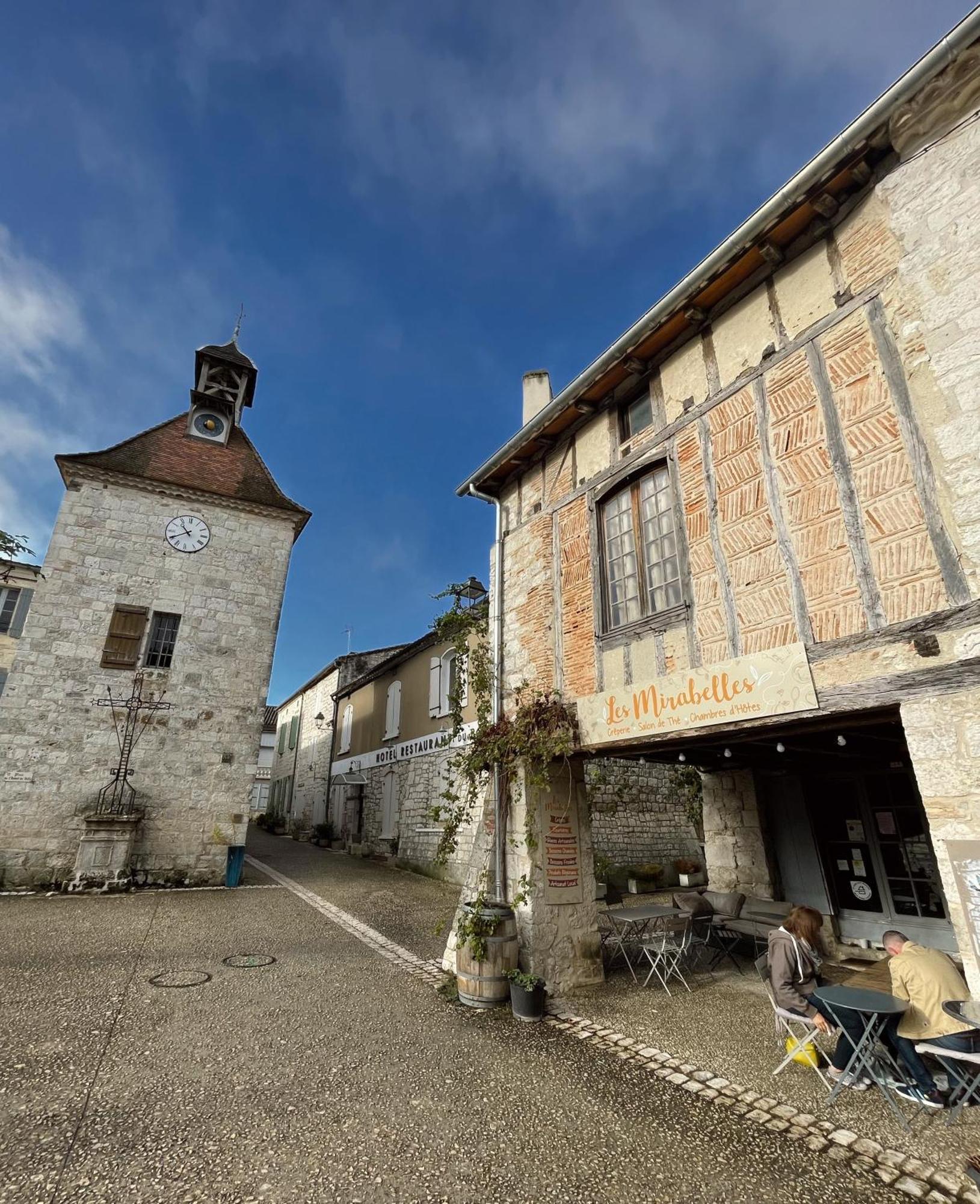 Tournon-dʼAgenais Les Mirabelles B&B 외부 사진