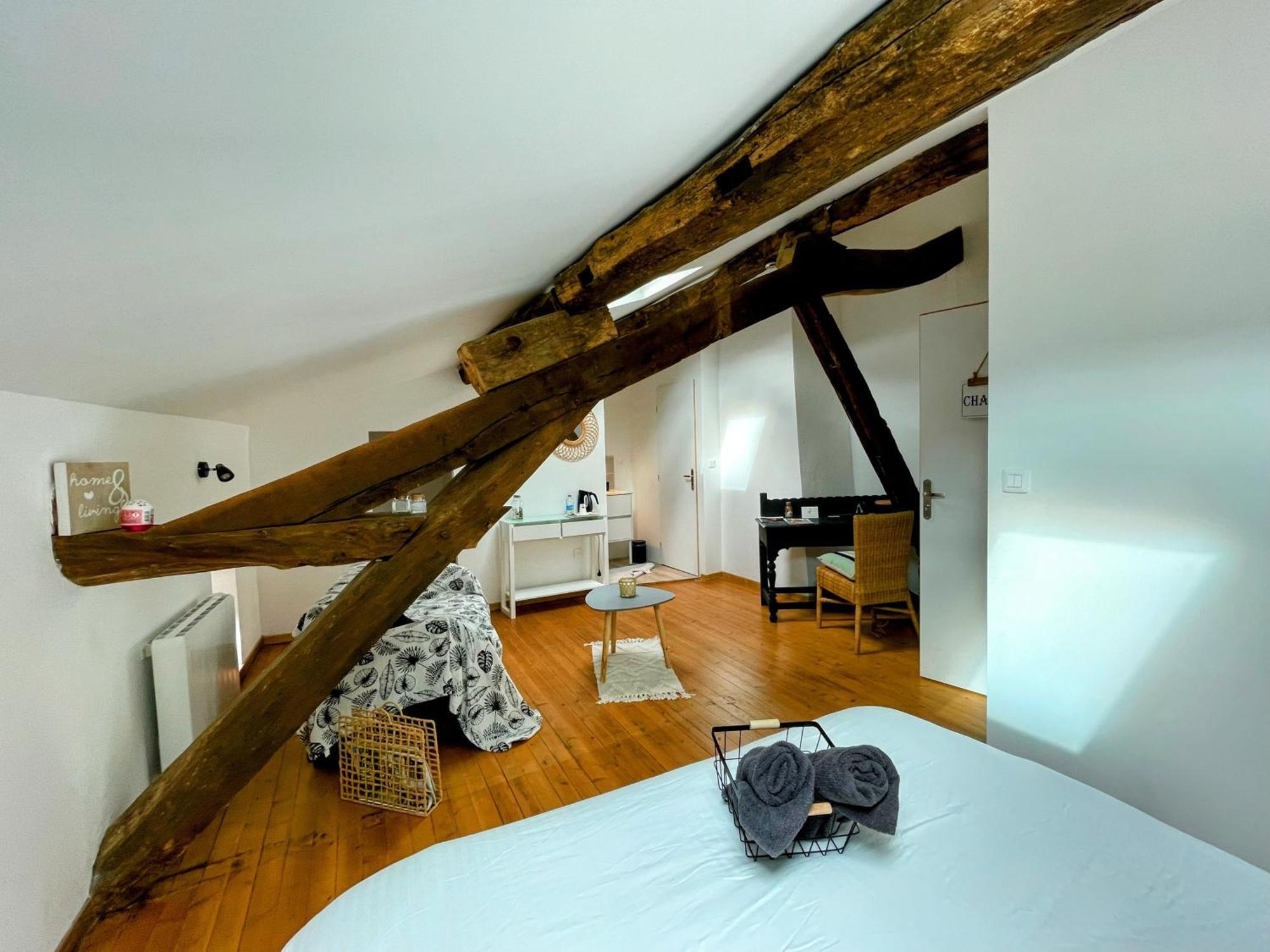 Tournon-dʼAgenais Les Mirabelles B&B 외부 사진